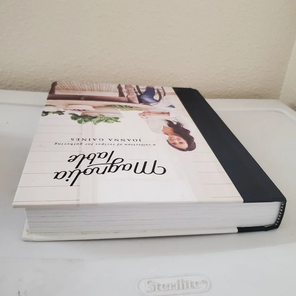 Magnolia Table by Joanna Gaines - A Collection of Recipes for Gathering